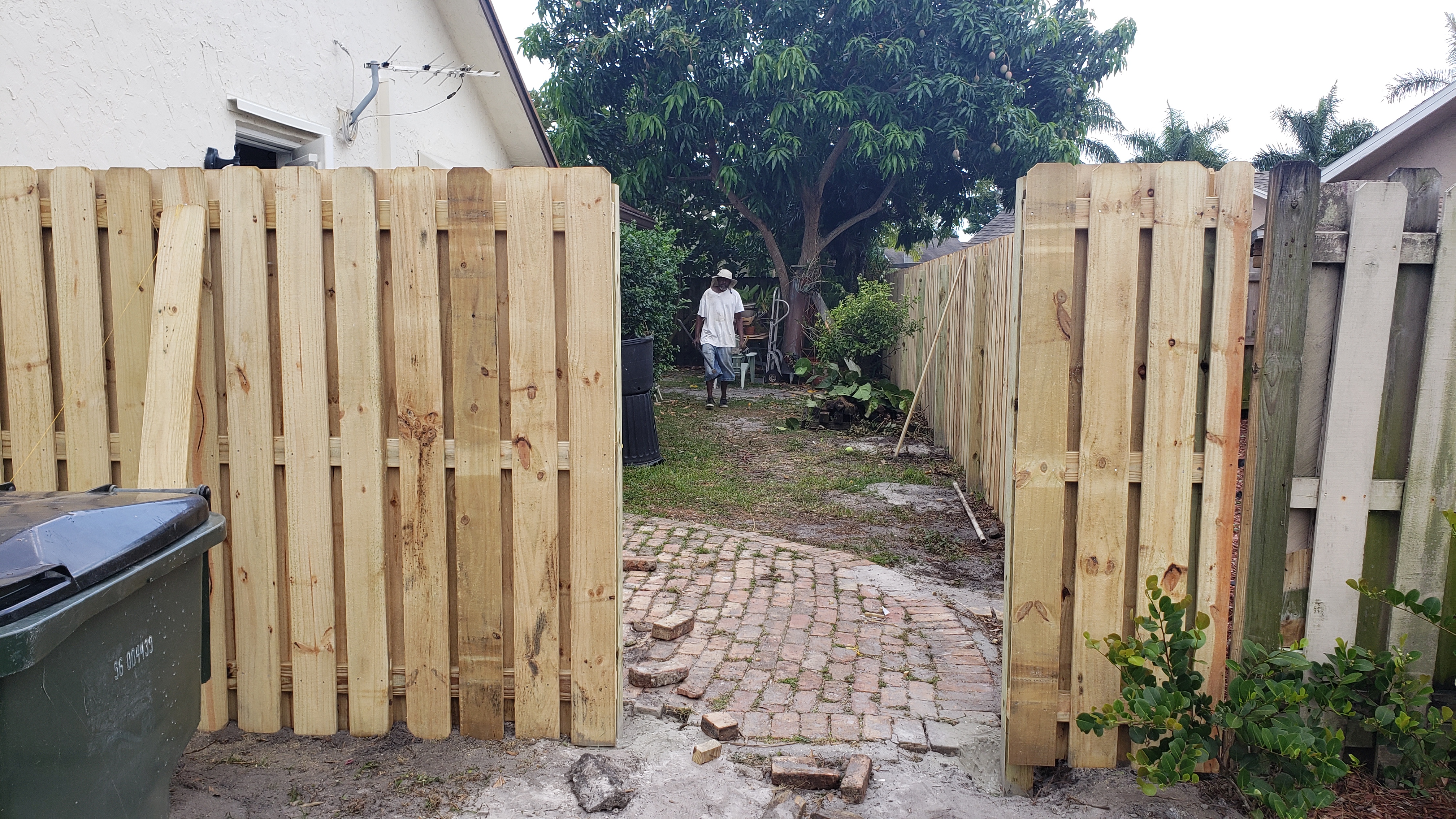 Grand Prairie TX in Wood Fence