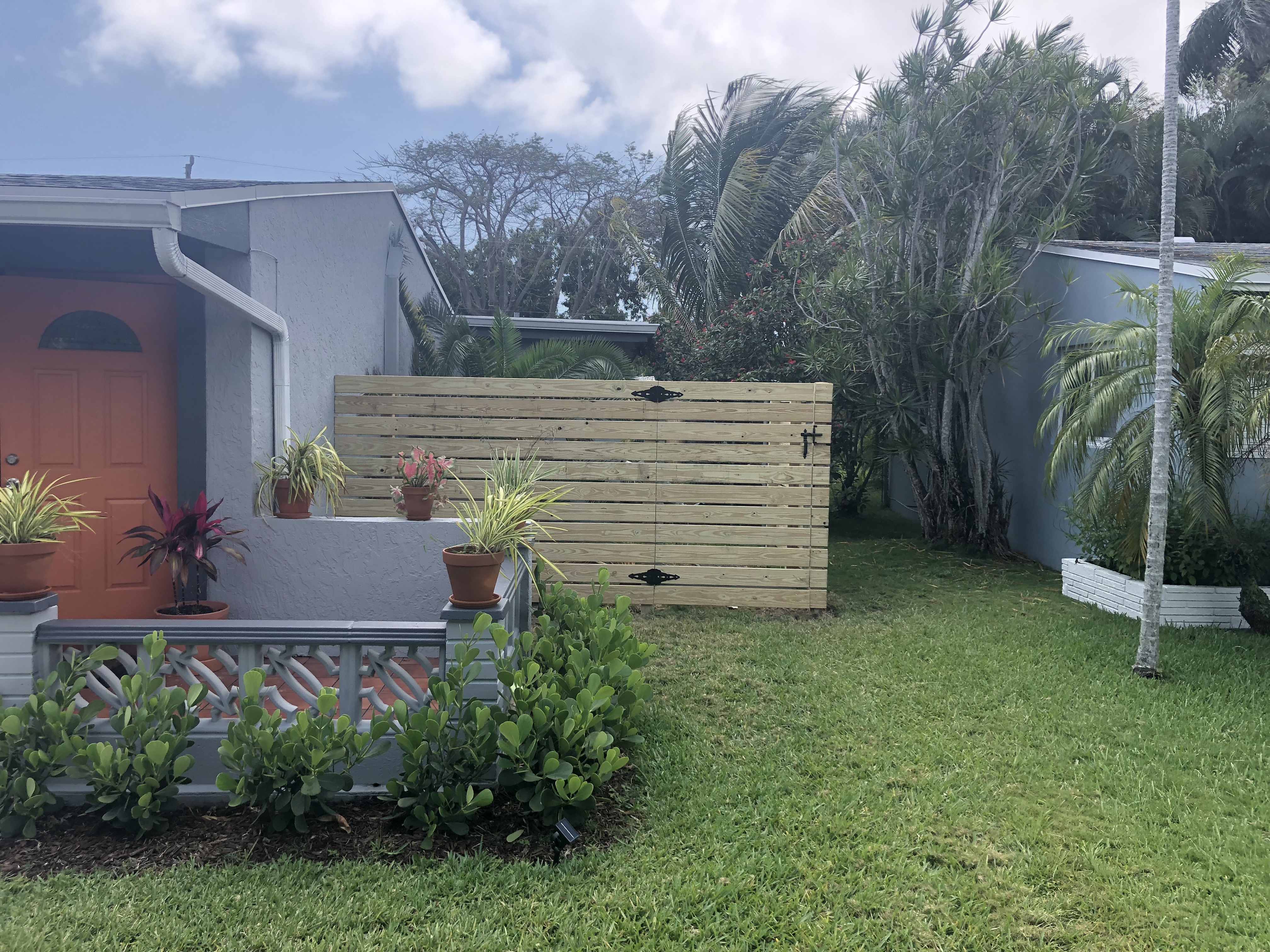 Wood Fence Installation in Grand Prairie, TX